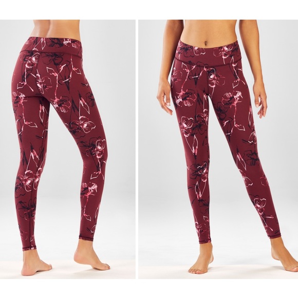 Fabletics Pants - Fabletics Mid-Rise Printed PowerHold 7/8 Legging in Versilia Black Cherry